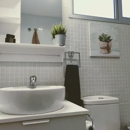 דירה Nuevo Y Acogedor Duplex Frente Al Mar אל מדאנו