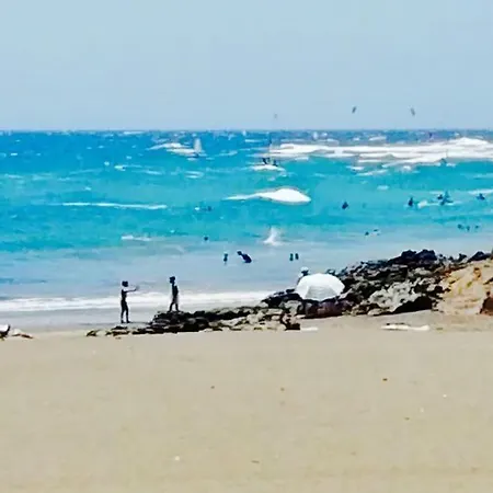 Nuevo Y Acogedor Duplex Frente Al Mar * אל מדאנו